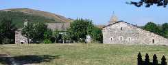 Pueblito e iglesia de Cebreiro